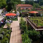 Villaggio Narrante - Le Dei Conti Mirafiore Ξενοδοχείο Serralunga d'Alba