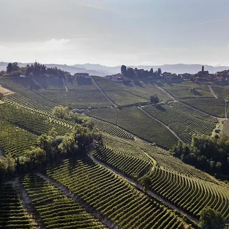 Hotell Villaggio Narrante - Le Dei Conti Mirafiore Serralunga d'Alba