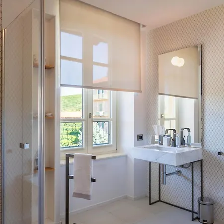 Villaggio Narrante - Le Dei Conti Mirafiore 4* Serralunga d'Alba