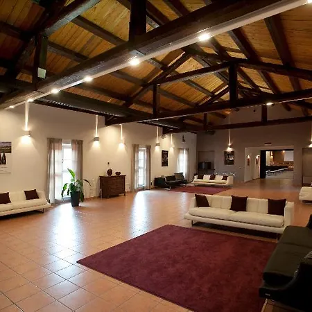 Villaggio Narrante - Le Dei Conti Mirafiore 4* 세라룽가달바