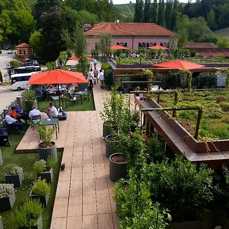 Villaggio Narrante - Le Dei Conti Mirafiore Hotell Serralunga d'Alba