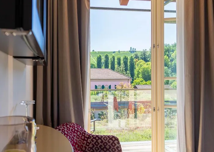 Hotel Villaggio Narrante - Le Dei Conti Mirafiore Serralunga d'Alba